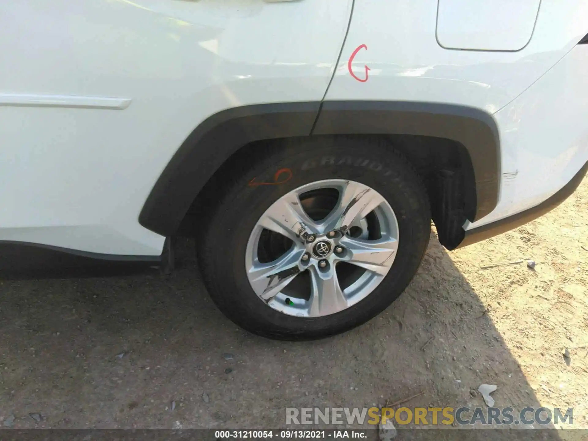 12 Photograph of a damaged car 2T3W1RFV8LC047826 TOYOTA RAV4 2020