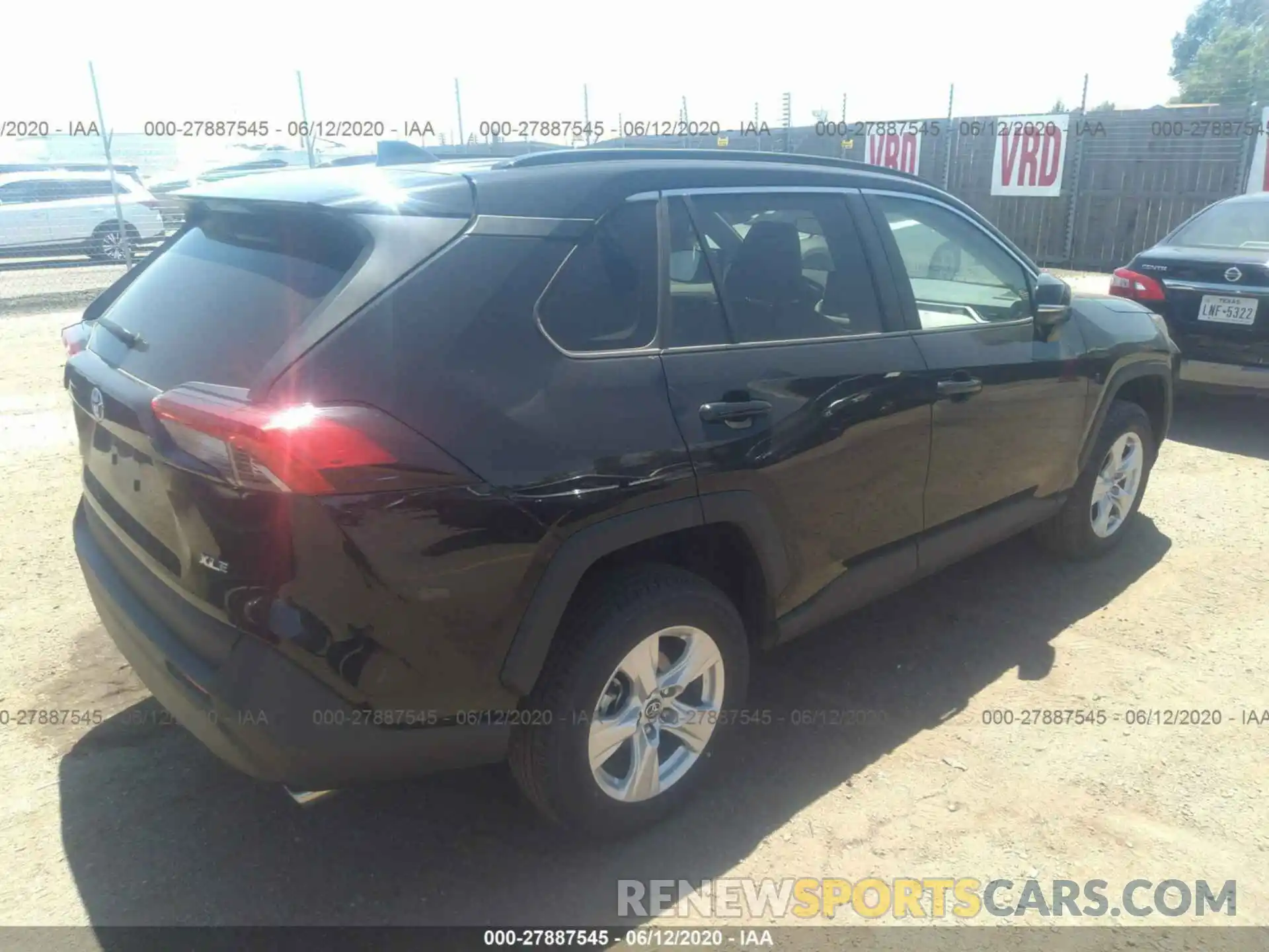 4 Photograph of a damaged car 2T3W1RFV8LC052122 TOYOTA RAV4 2020