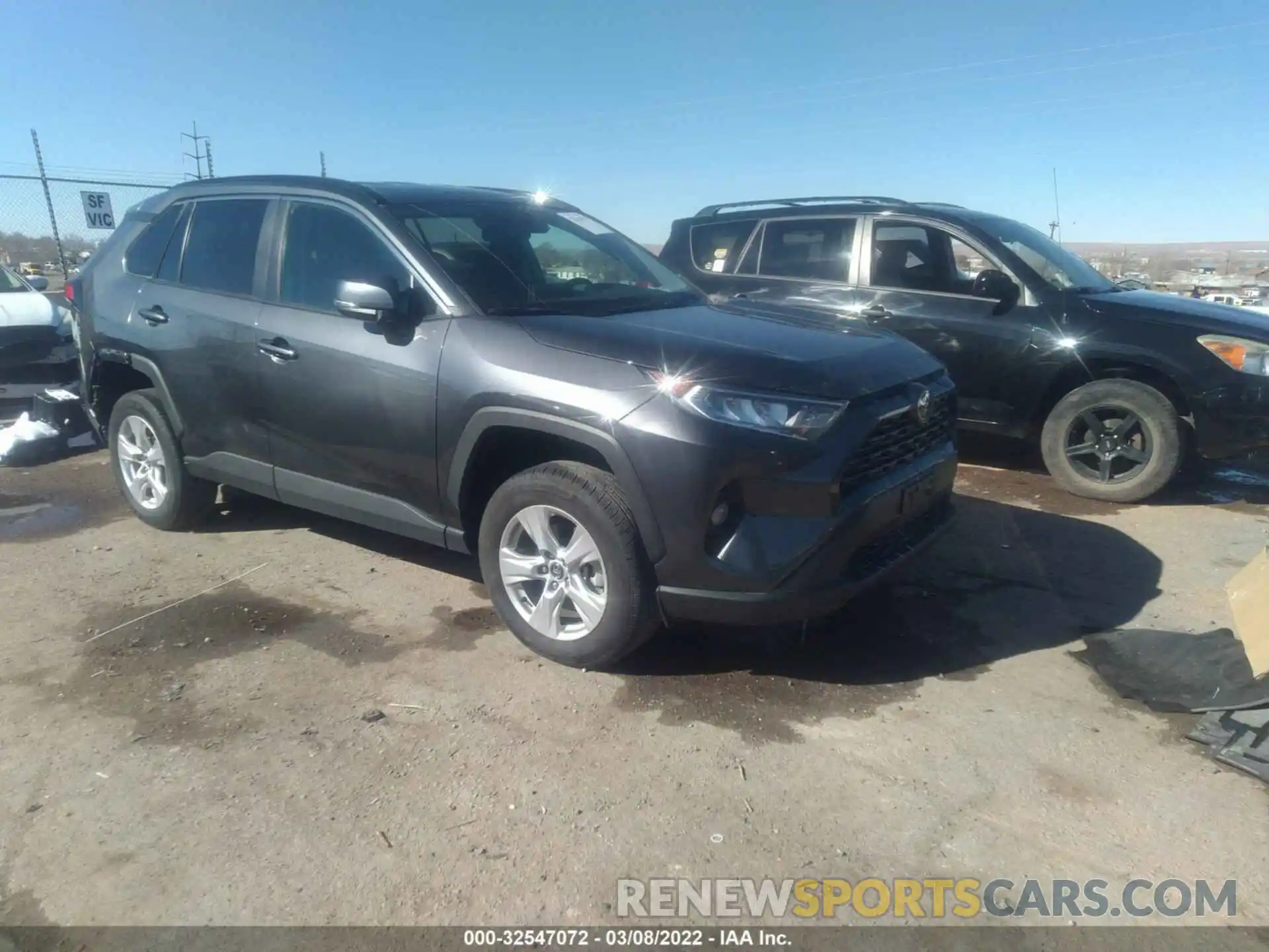 1 Photograph of a damaged car 2T3W1RFV8LC052587 TOYOTA RAV4 2020