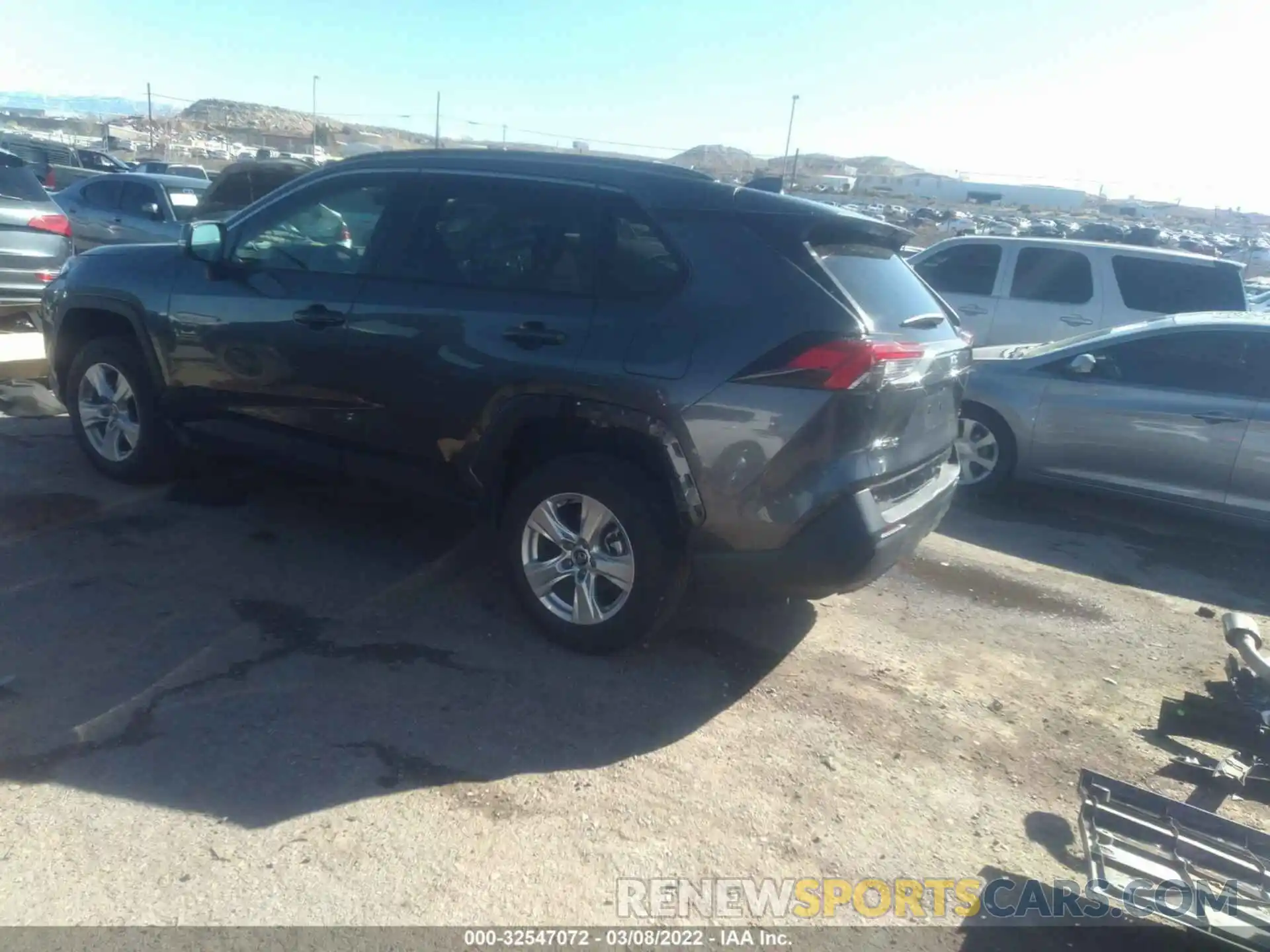 3 Photograph of a damaged car 2T3W1RFV8LC052587 TOYOTA RAV4 2020