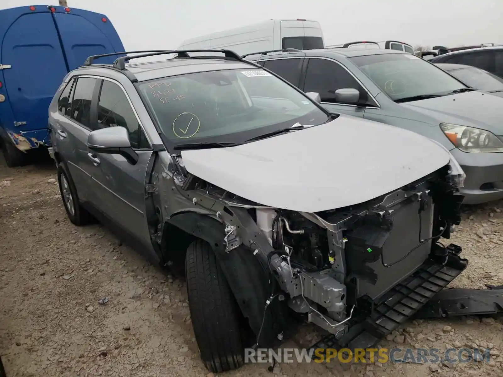 1 Photograph of a damaged car 2T3W1RFV8LC055831 TOYOTA RAV4 2020