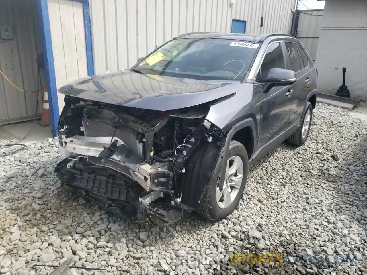 2 Фотография поврежденного автомобиля 2T3W1RFV8LC057966 TOYOTA RAV4 2020