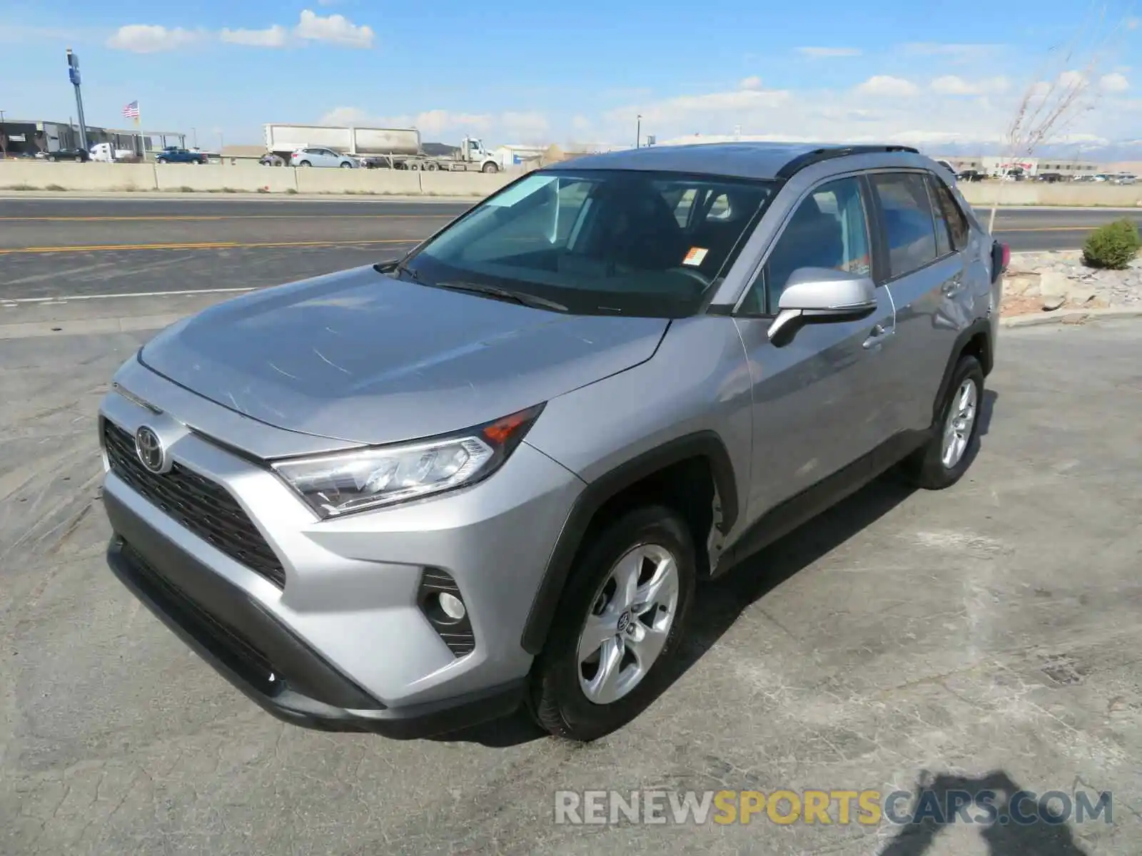 2 Photograph of a damaged car 2T3W1RFV8LC059765 TOYOTA RAV4 2020