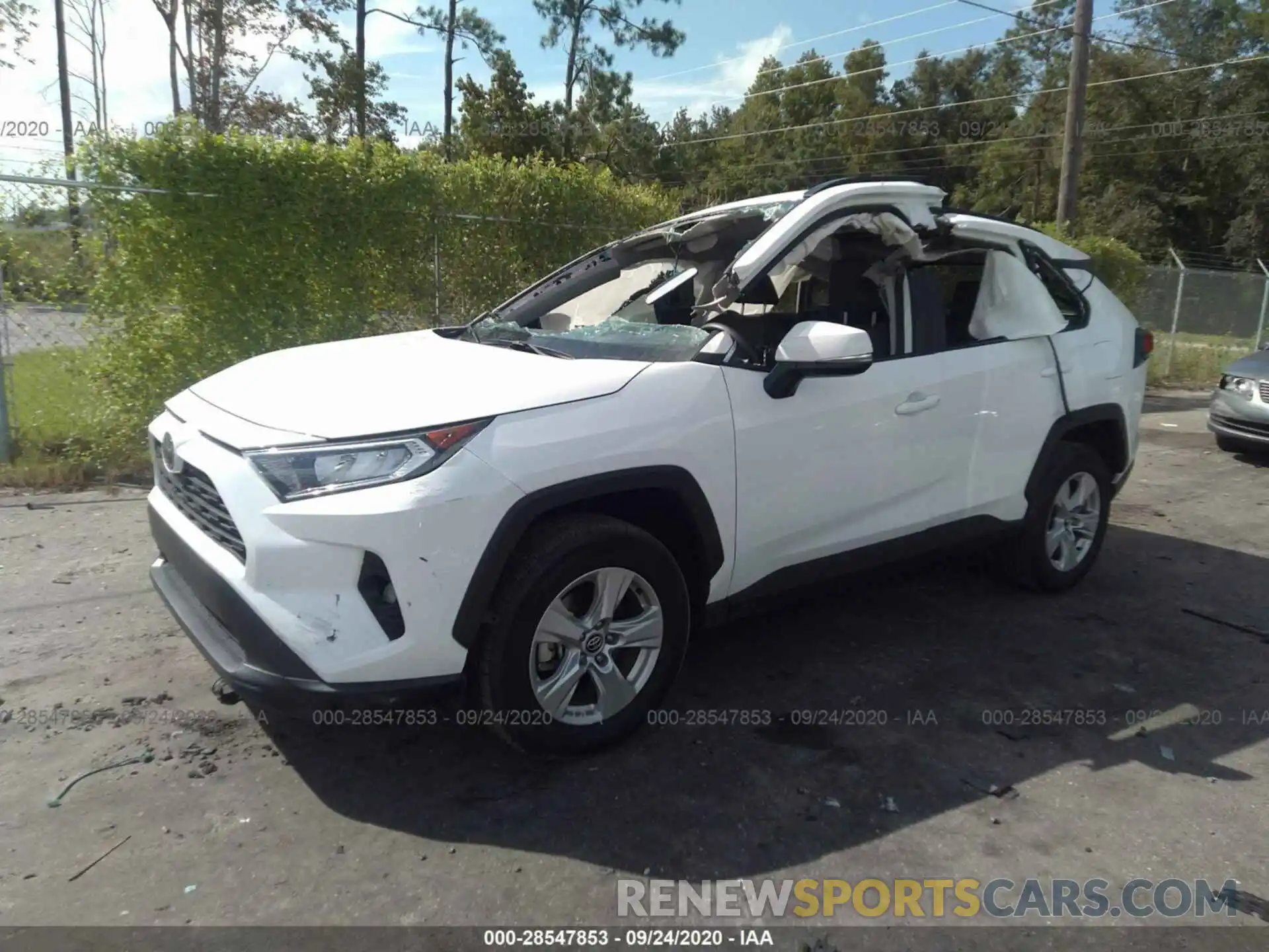 2 Фотография поврежденного автомобиля 2T3W1RFV8LC061466 TOYOTA RAV4 2020