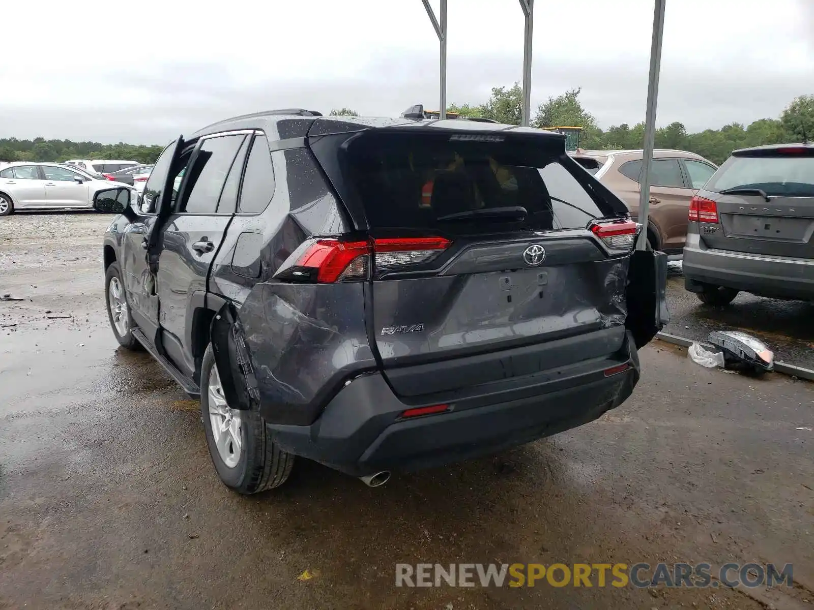 3 Photograph of a damaged car 2T3W1RFV8LC063170 TOYOTA RAV4 2020