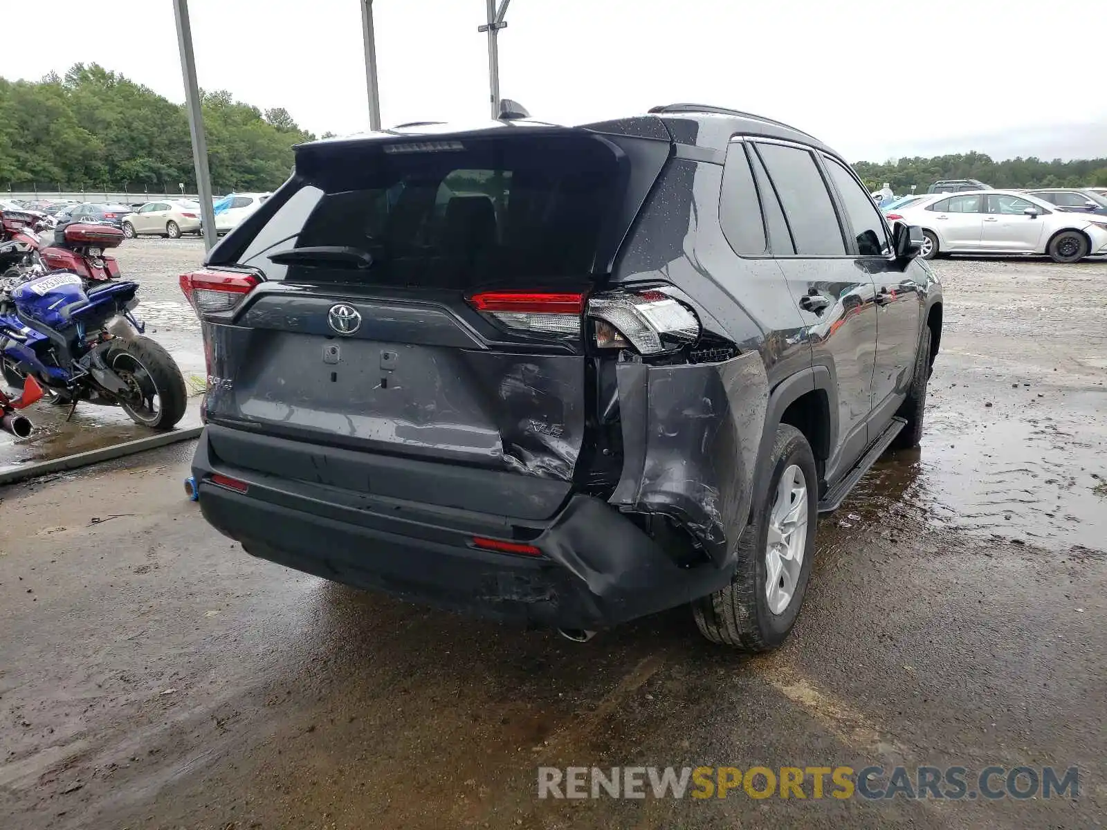 4 Photograph of a damaged car 2T3W1RFV8LC063170 TOYOTA RAV4 2020