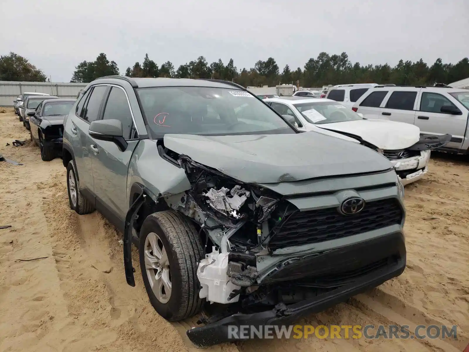 1 Photograph of a damaged car 2T3W1RFV8LC063475 TOYOTA RAV4 2020