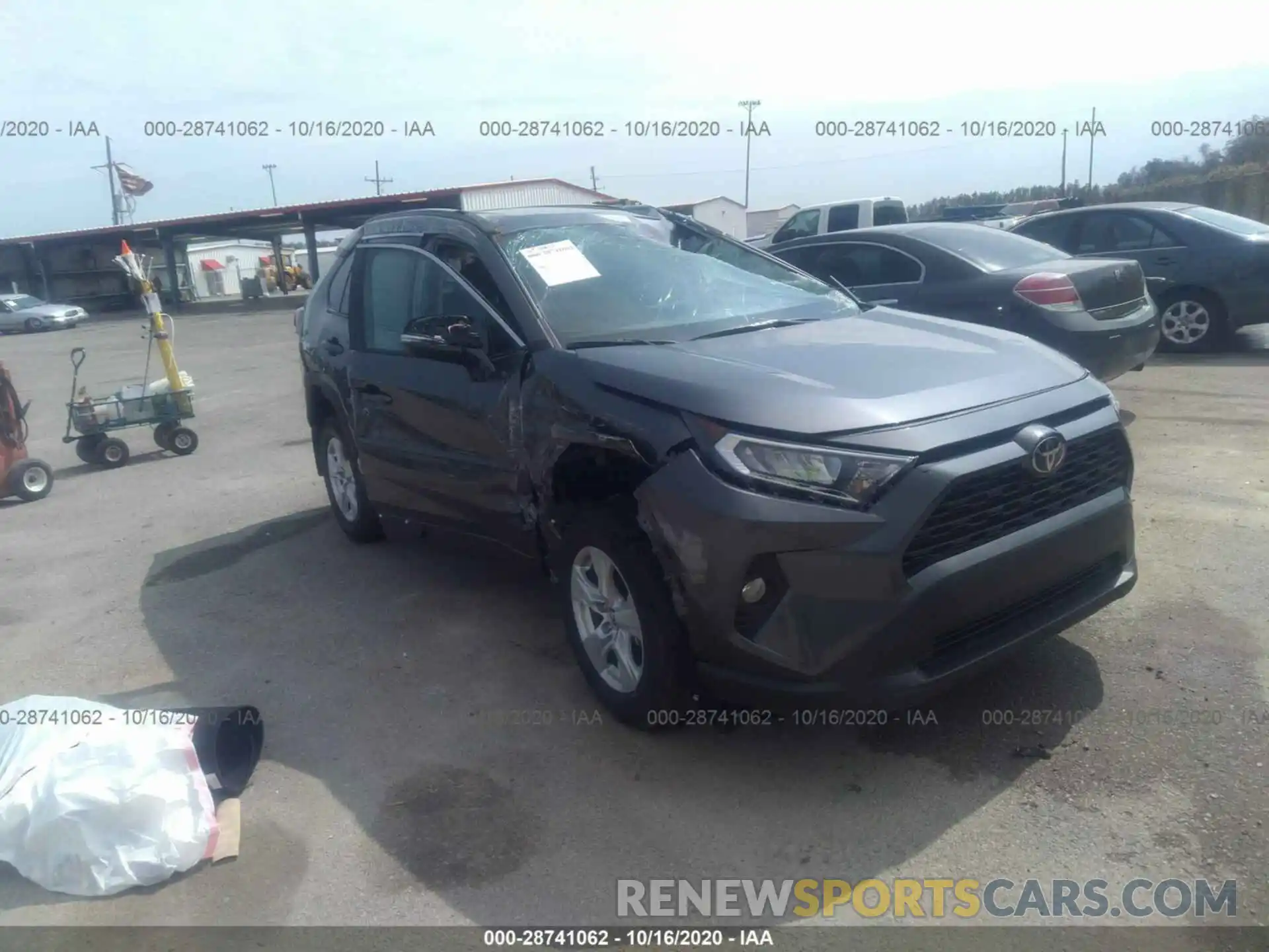 1 Photograph of a damaged car 2T3W1RFV8LC070846 TOYOTA RAV4 2020