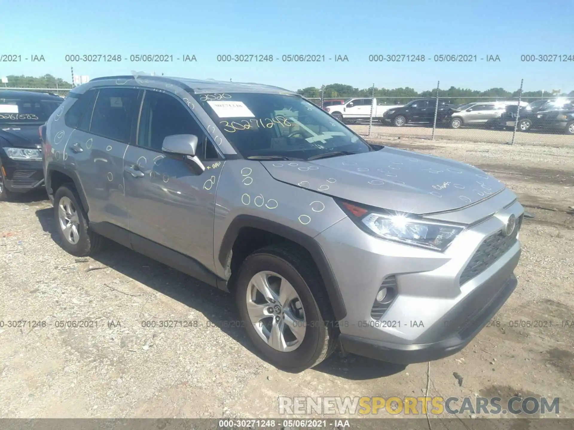 1 Photograph of a damaged car 2T3W1RFV8LW064351 TOYOTA RAV4 2020