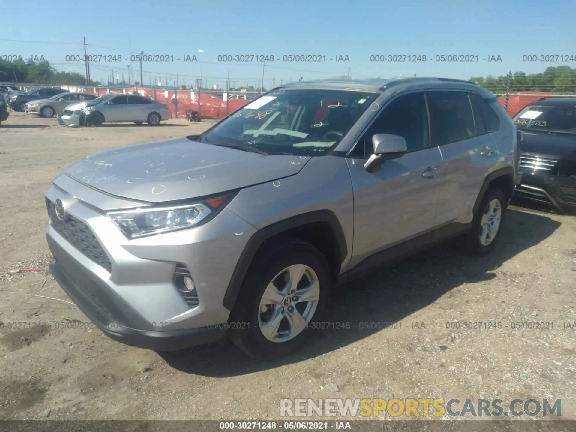 2 Photograph of a damaged car 2T3W1RFV8LW064351 TOYOTA RAV4 2020