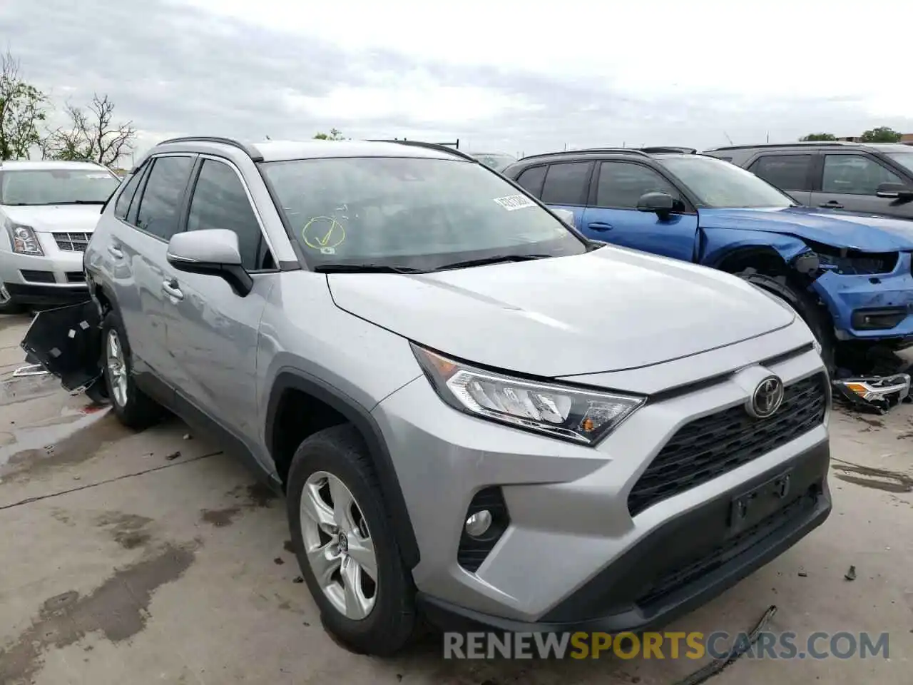 1 Фотография поврежденного автомобиля 2T3W1RFV8LW078783 TOYOTA RAV4 2020