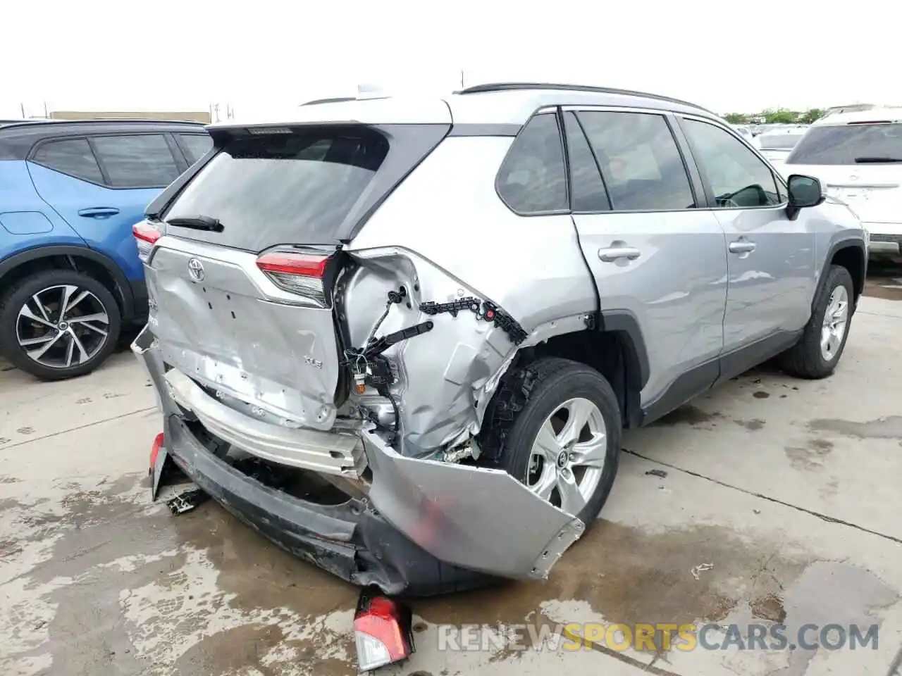 4 Фотография поврежденного автомобиля 2T3W1RFV8LW078783 TOYOTA RAV4 2020