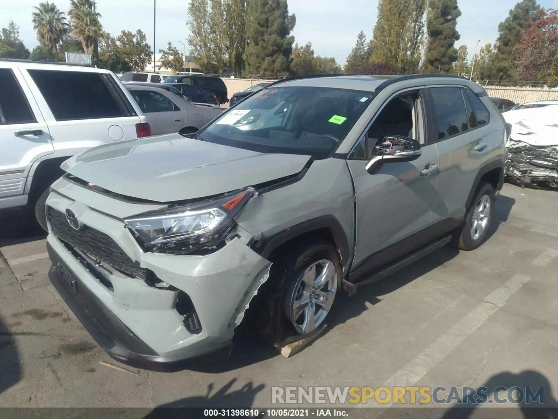 2 Photograph of a damaged car 2T3W1RFV8LW079609 TOYOTA RAV4 2020