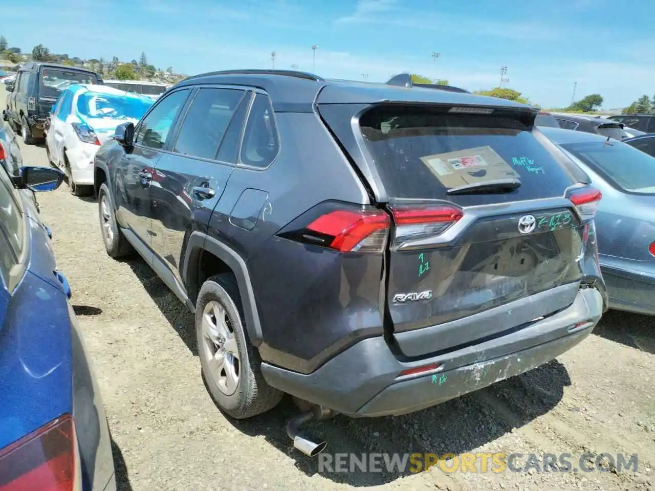 3 Photograph of a damaged car 2T3W1RFV8LW081098 TOYOTA RAV4 2020