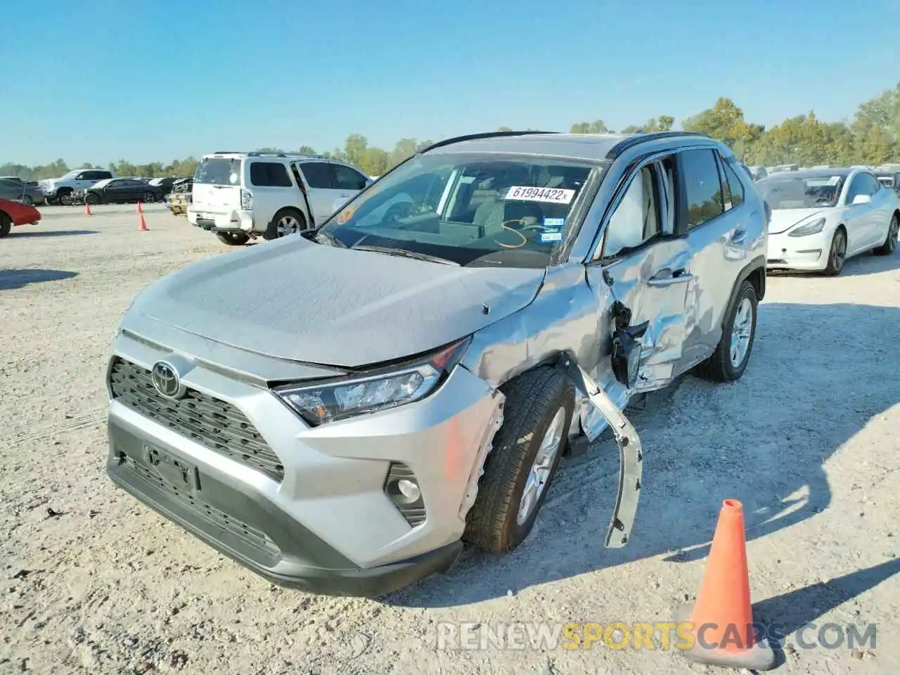 2 Photograph of a damaged car 2T3W1RFV8LW095468 TOYOTA RAV4 2020