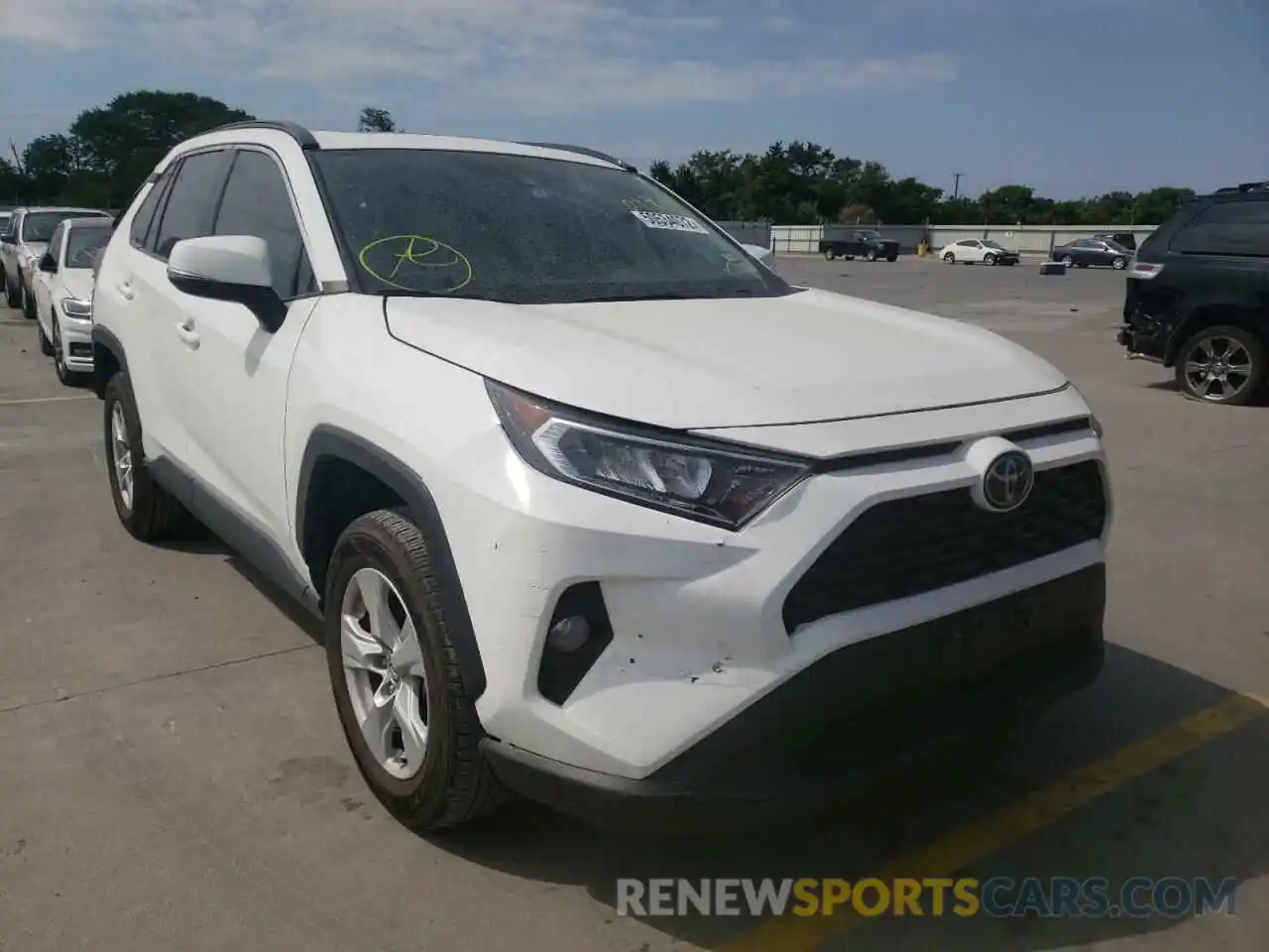 1 Photograph of a damaged car 2T3W1RFV9LC043641 TOYOTA RAV4 2020