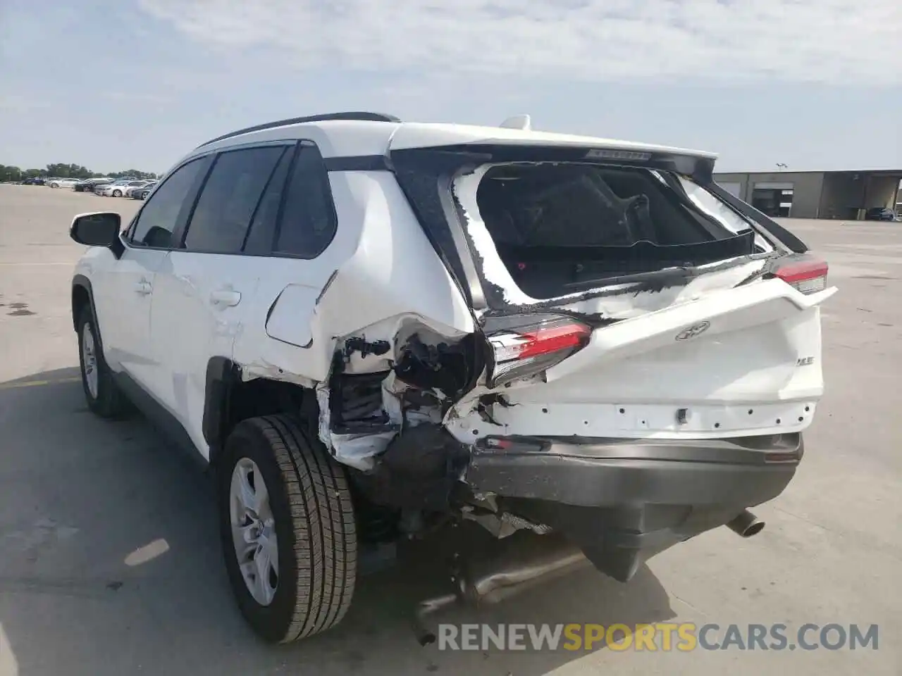 3 Photograph of a damaged car 2T3W1RFV9LC043641 TOYOTA RAV4 2020