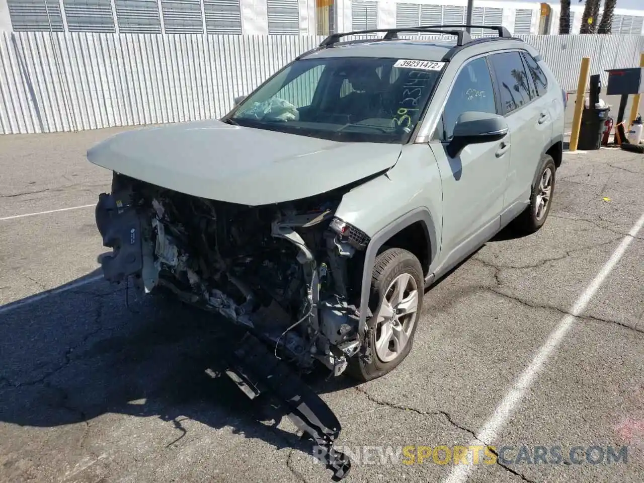 2 Фотография поврежденного автомобиля 2T3W1RFV9LC044594 TOYOTA RAV4 2020