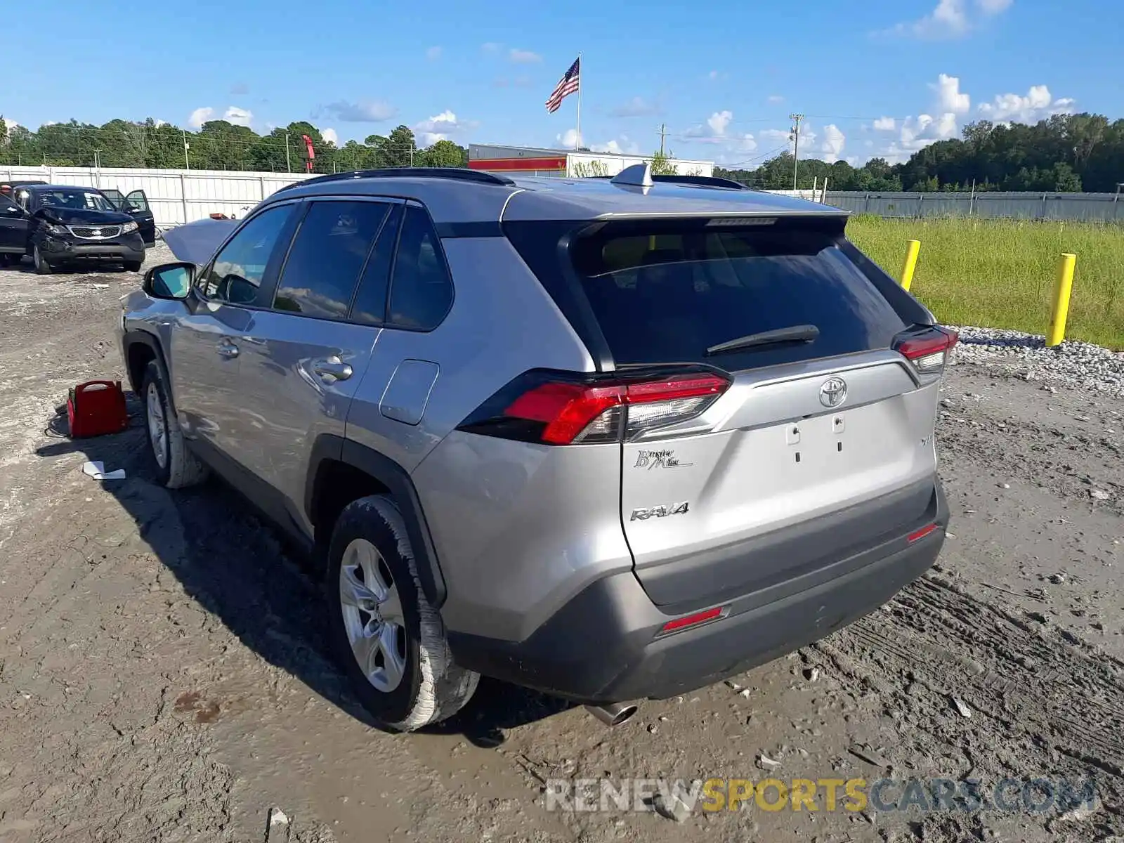 3 Photograph of a damaged car 2T3W1RFV9LC044787 TOYOTA RAV4 2020