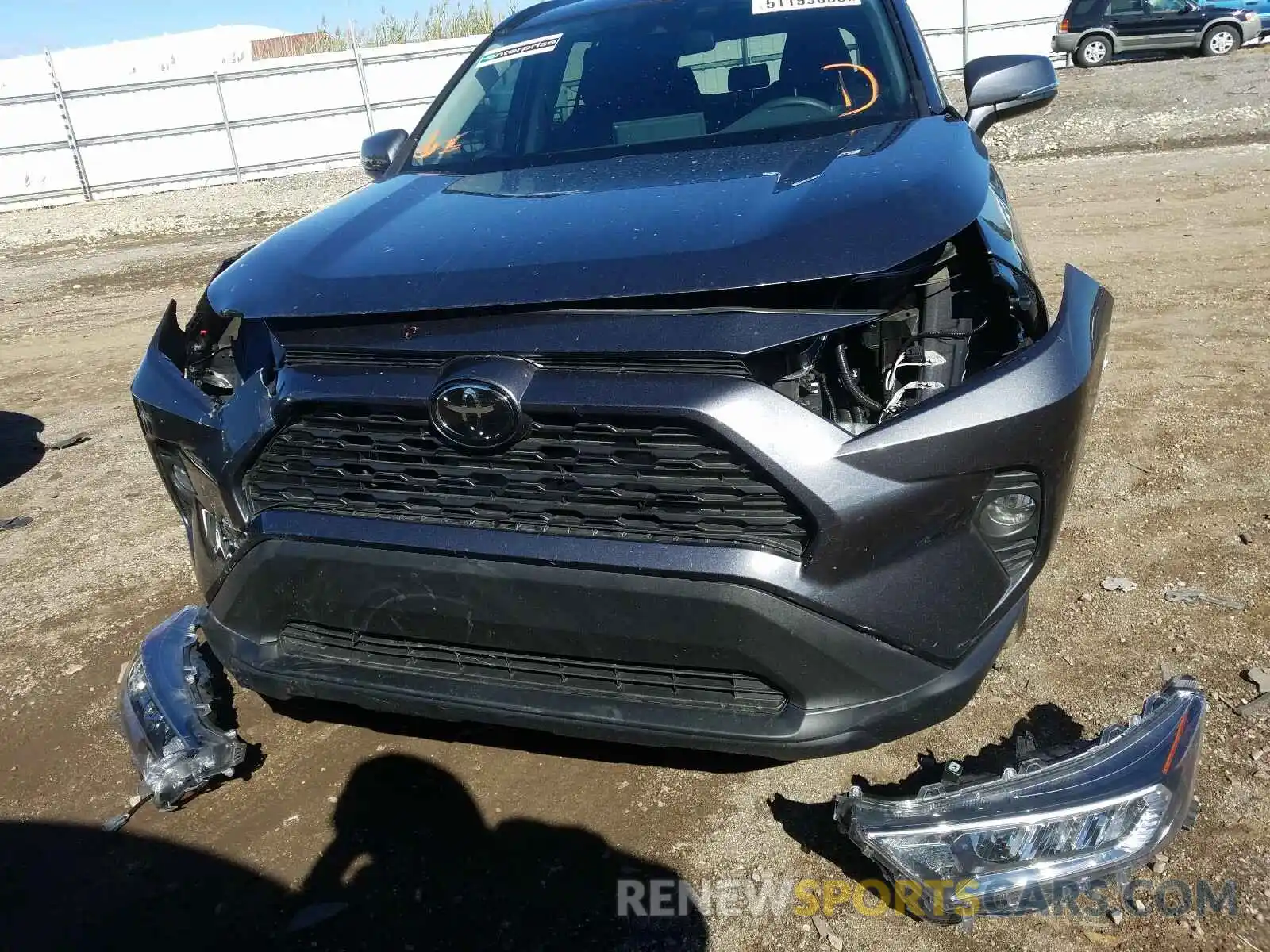 9 Photograph of a damaged car 2T3W1RFV9LC044885 TOYOTA RAV4 2020