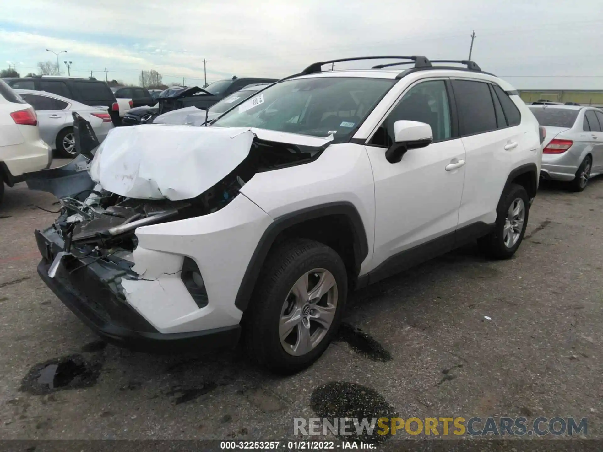 2 Photograph of a damaged car 2T3W1RFV9LC045938 TOYOTA RAV4 2020