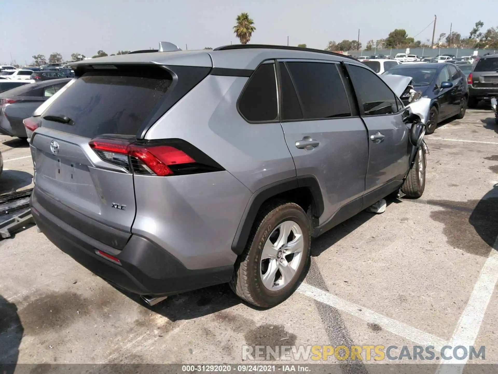 4 Photograph of a damaged car 2T3W1RFV9LC052887 TOYOTA RAV4 2020