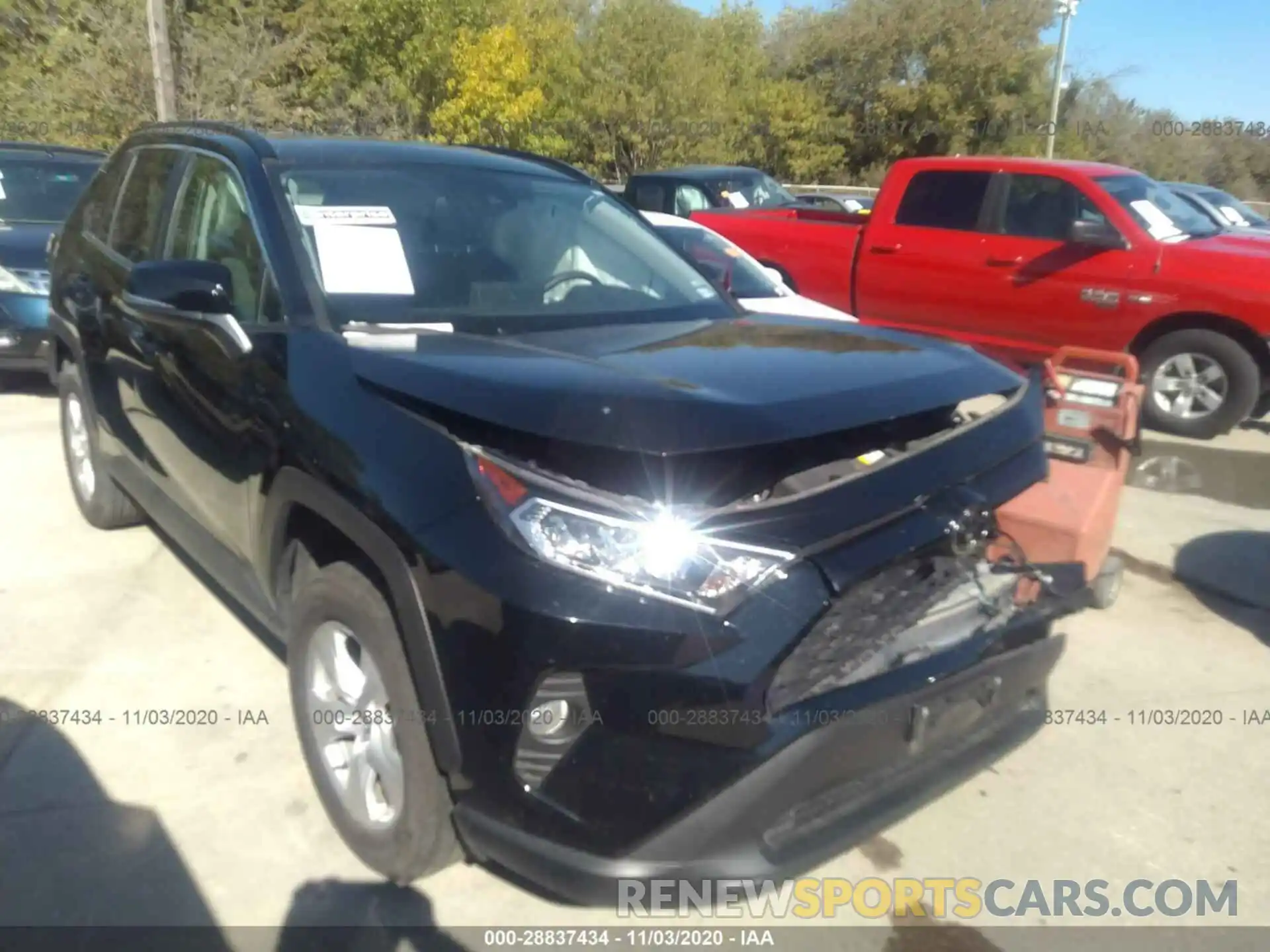 1 Photograph of a damaged car 2T3W1RFV9LC057975 TOYOTA RAV4 2020