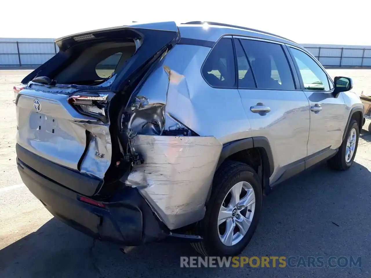 4 Photograph of a damaged car 2T3W1RFV9LC059984 TOYOTA RAV4 2020