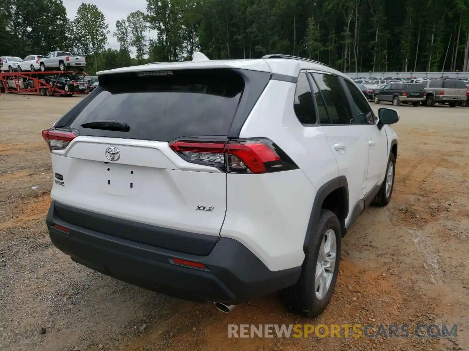 4 Photograph of a damaged car 2T3W1RFV9LC061699 TOYOTA RAV4 2020