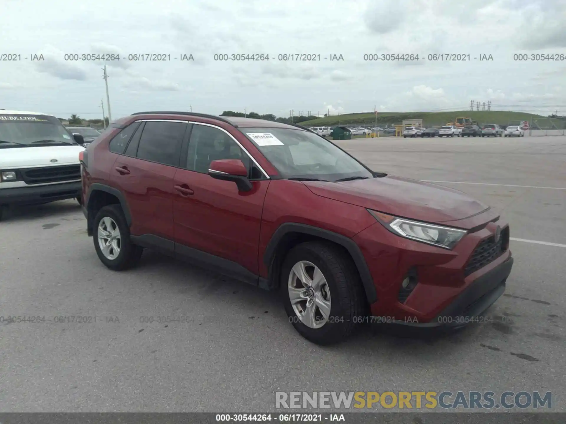 1 Photograph of a damaged car 2T3W1RFV9LC068233 TOYOTA RAV4 2020