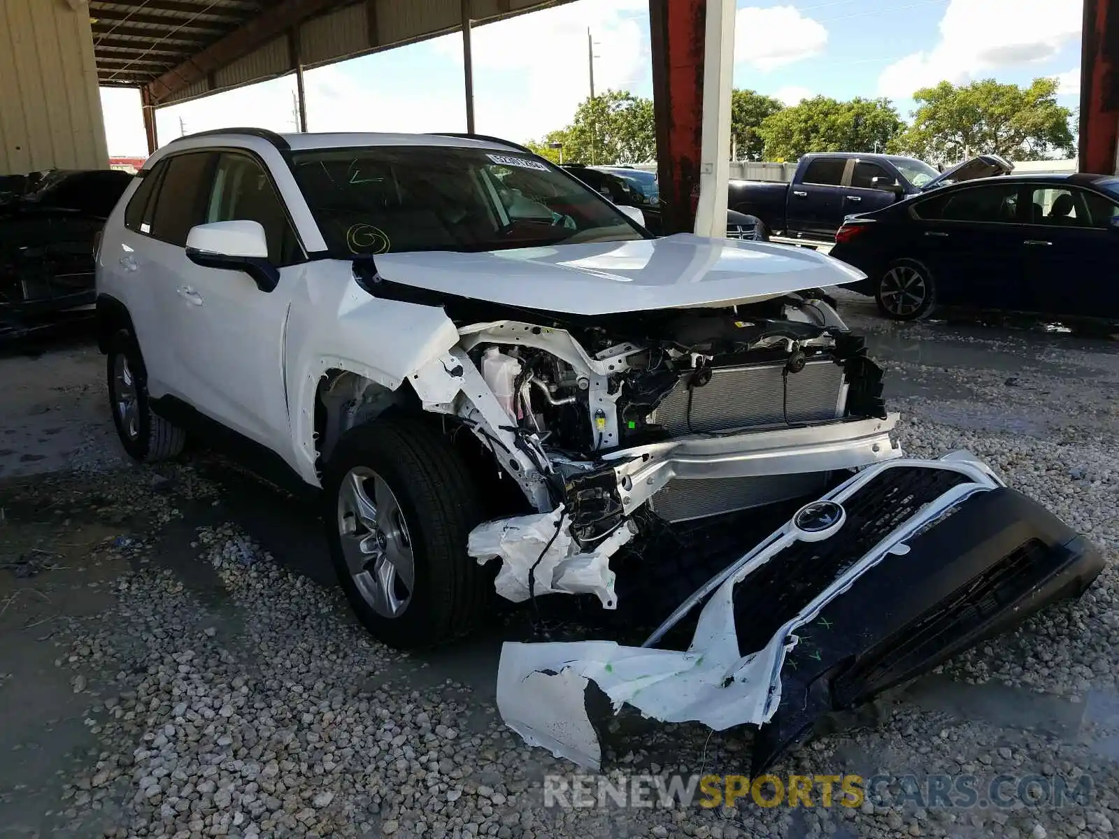 1 Photograph of a damaged car 2T3W1RFV9LC073660 TOYOTA RAV4 2020