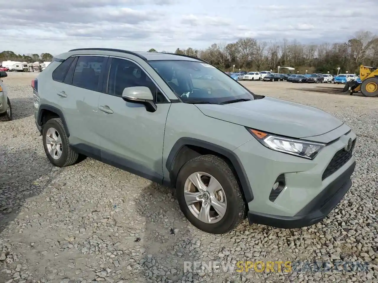 4 Photograph of a damaged car 2T3W1RFV9LC076932 TOYOTA RAV4 2020