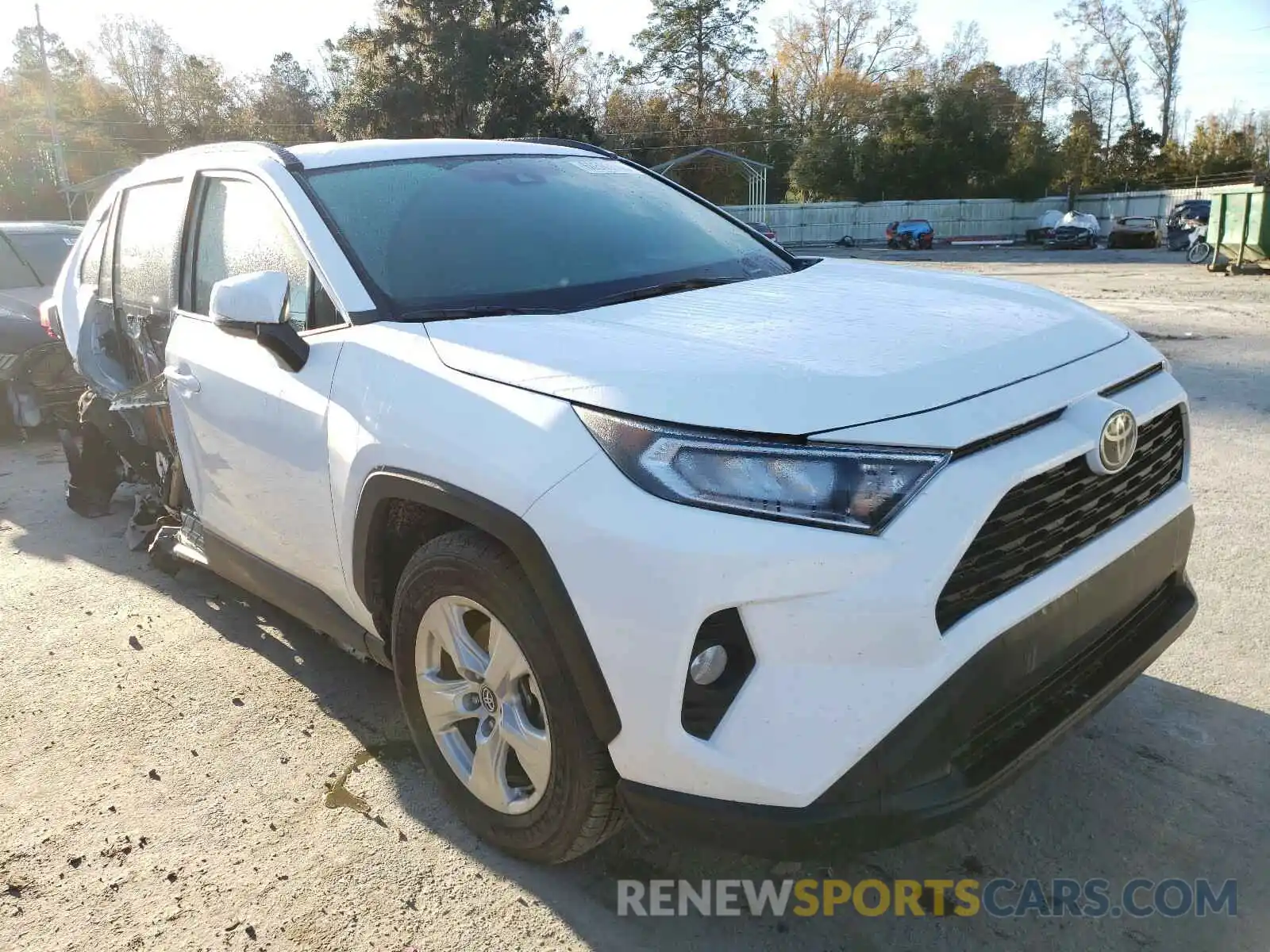 1 Photograph of a damaged car 2T3W1RFV9LC080074 TOYOTA RAV4 2020