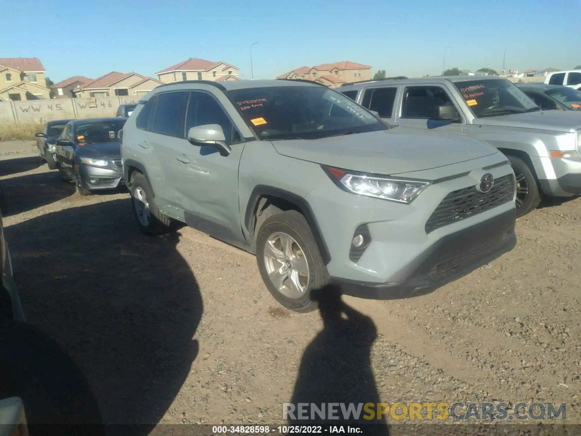 1 Photograph of a damaged car 2T3W1RFV9LW058641 TOYOTA RAV4 2020