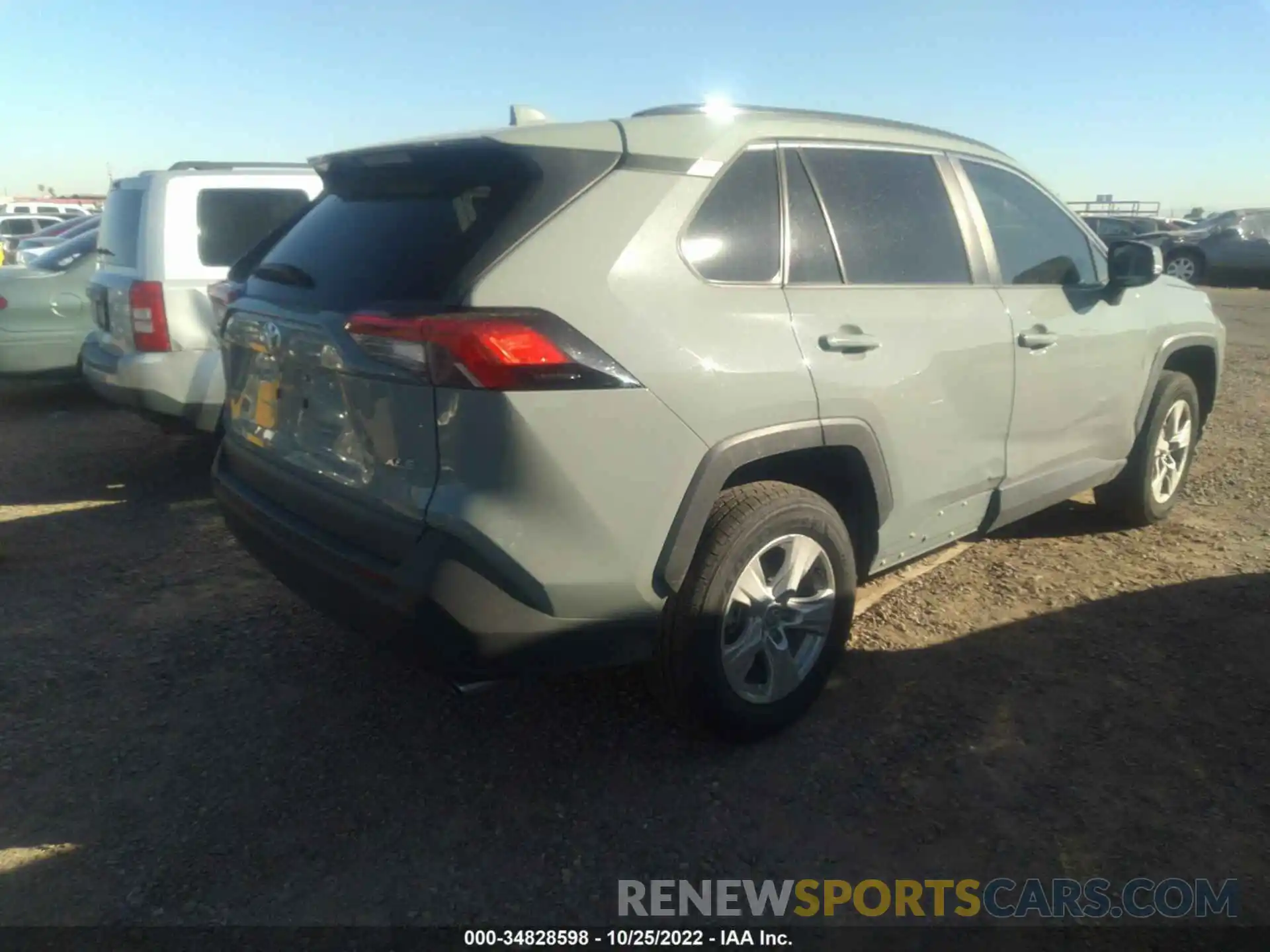 4 Photograph of a damaged car 2T3W1RFV9LW058641 TOYOTA RAV4 2020