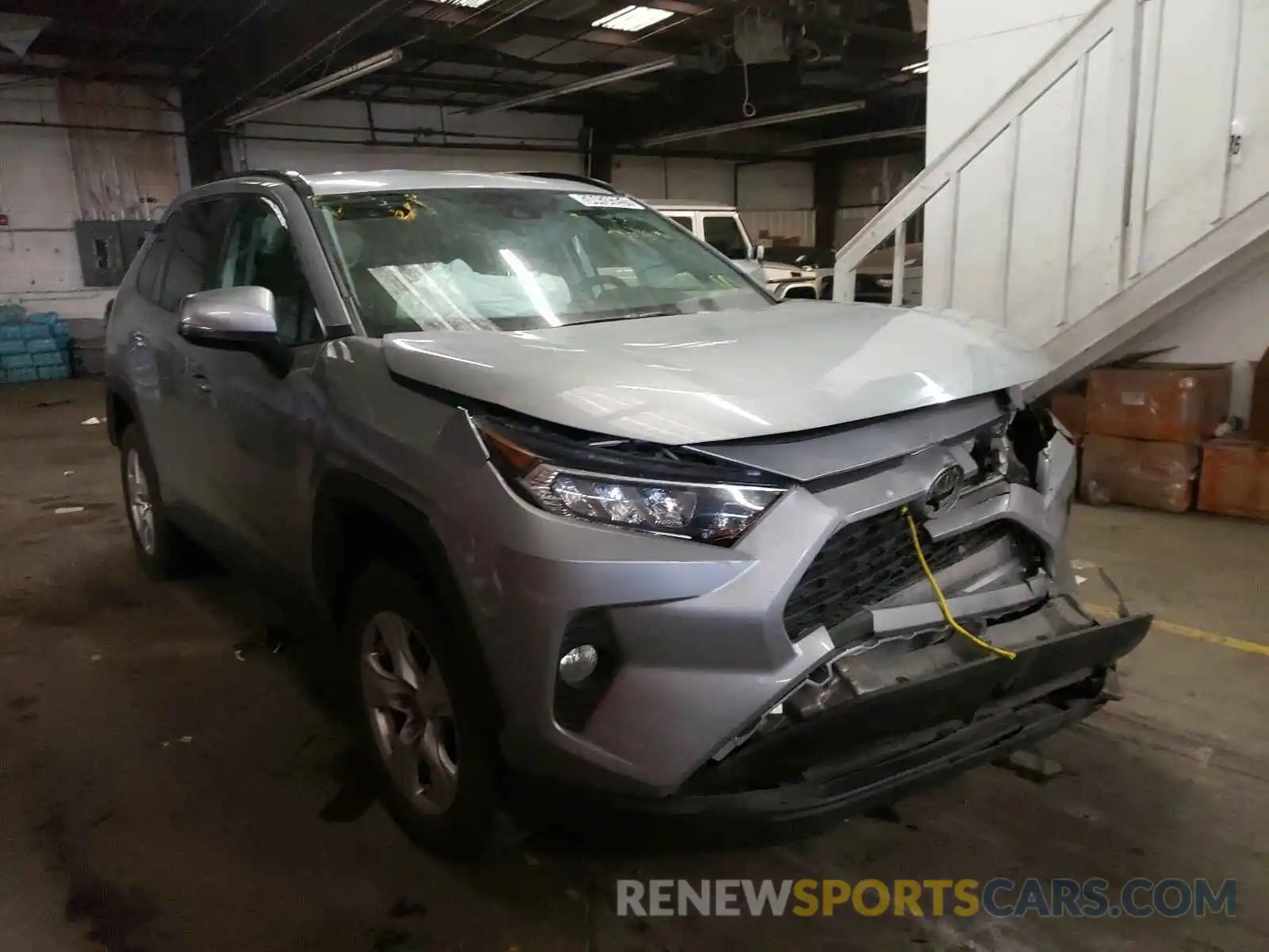 1 Photograph of a damaged car 2T3W1RFV9LW060230 TOYOTA RAV4 2020