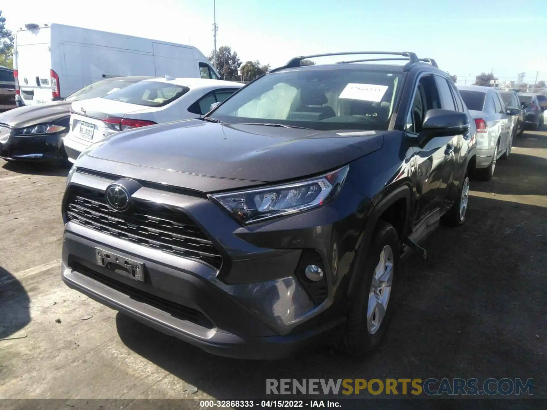 2 Фотография поврежденного автомобиля 2T3W1RFV9LW063970 TOYOTA RAV4 2020