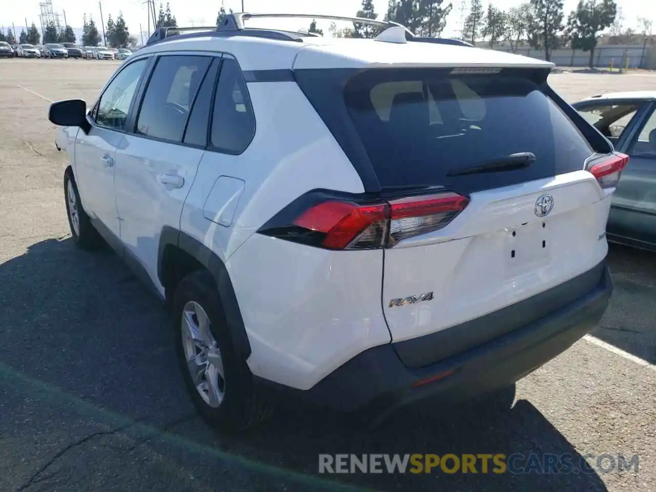 3 Photograph of a damaged car 2T3W1RFV9LW066710 TOYOTA RAV4 2020