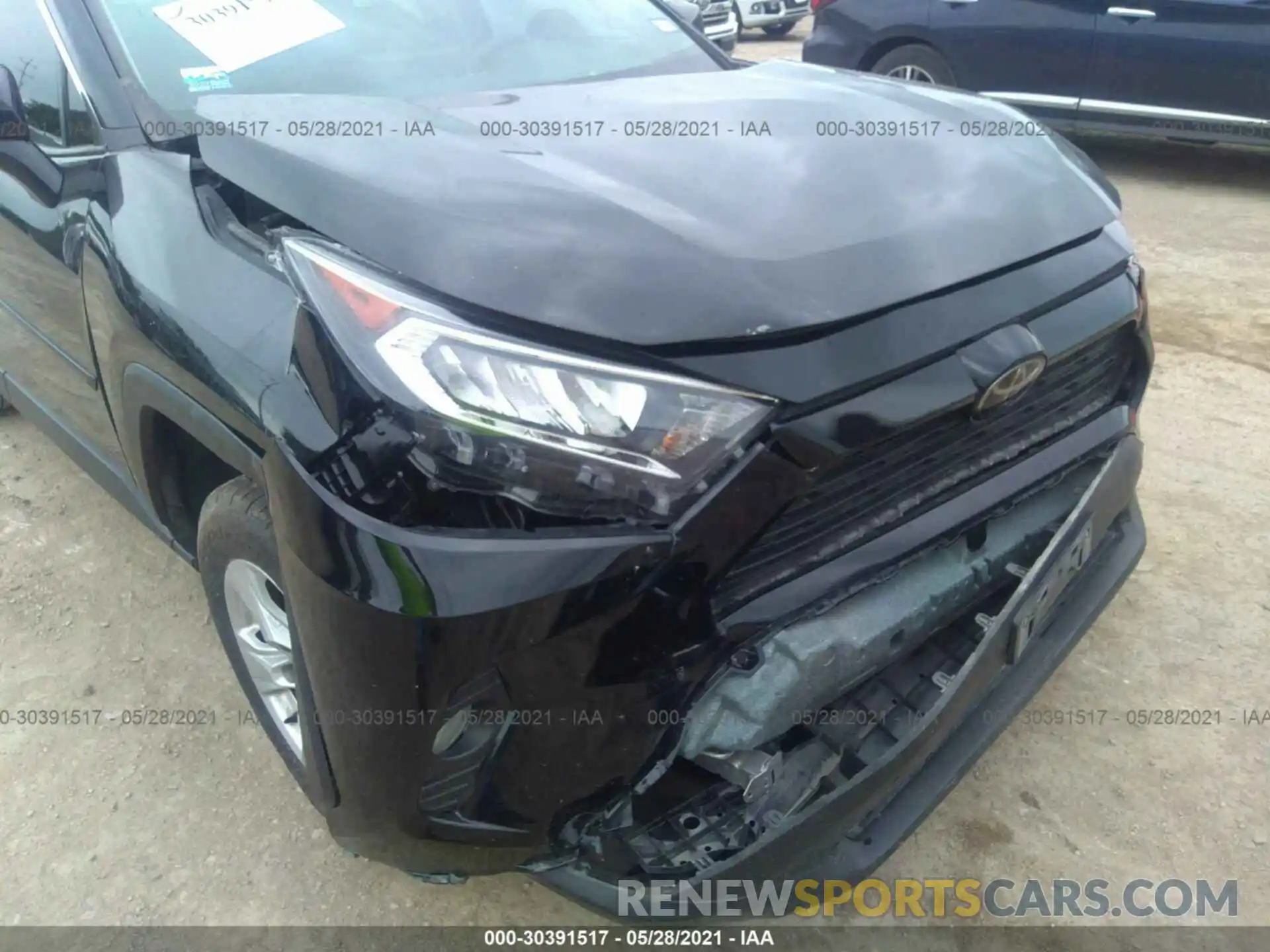 6 Photograph of a damaged car 2T3W1RFV9LW079277 TOYOTA RAV4 2020