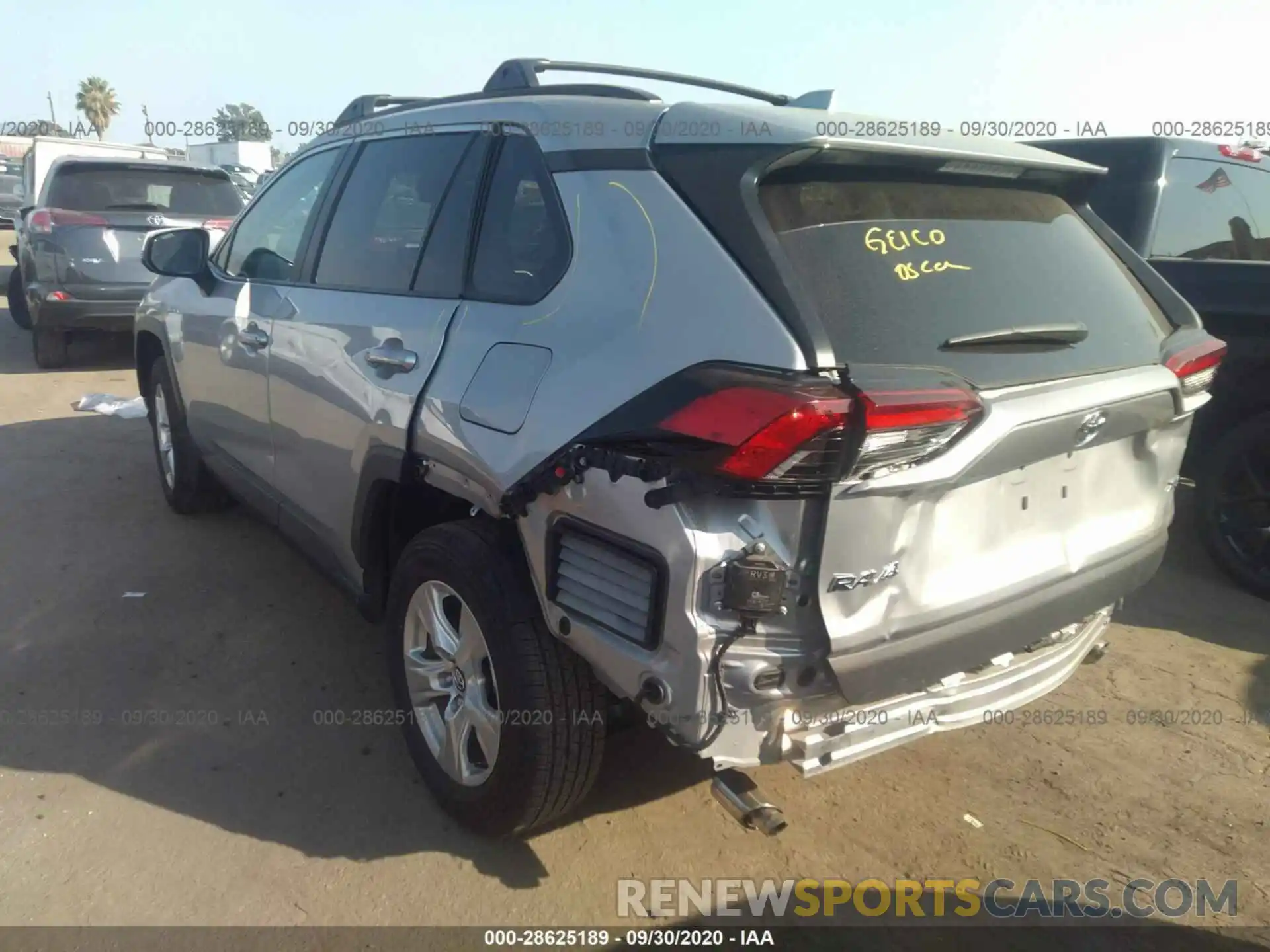 3 Photograph of a damaged car 2T3W1RFV9LW084737 TOYOTA RAV4 2020