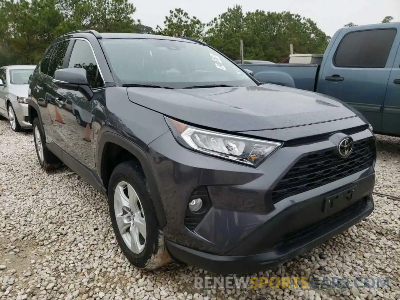 1 Photograph of a damaged car 2T3W1RFV9LW097973 TOYOTA RAV4 2020