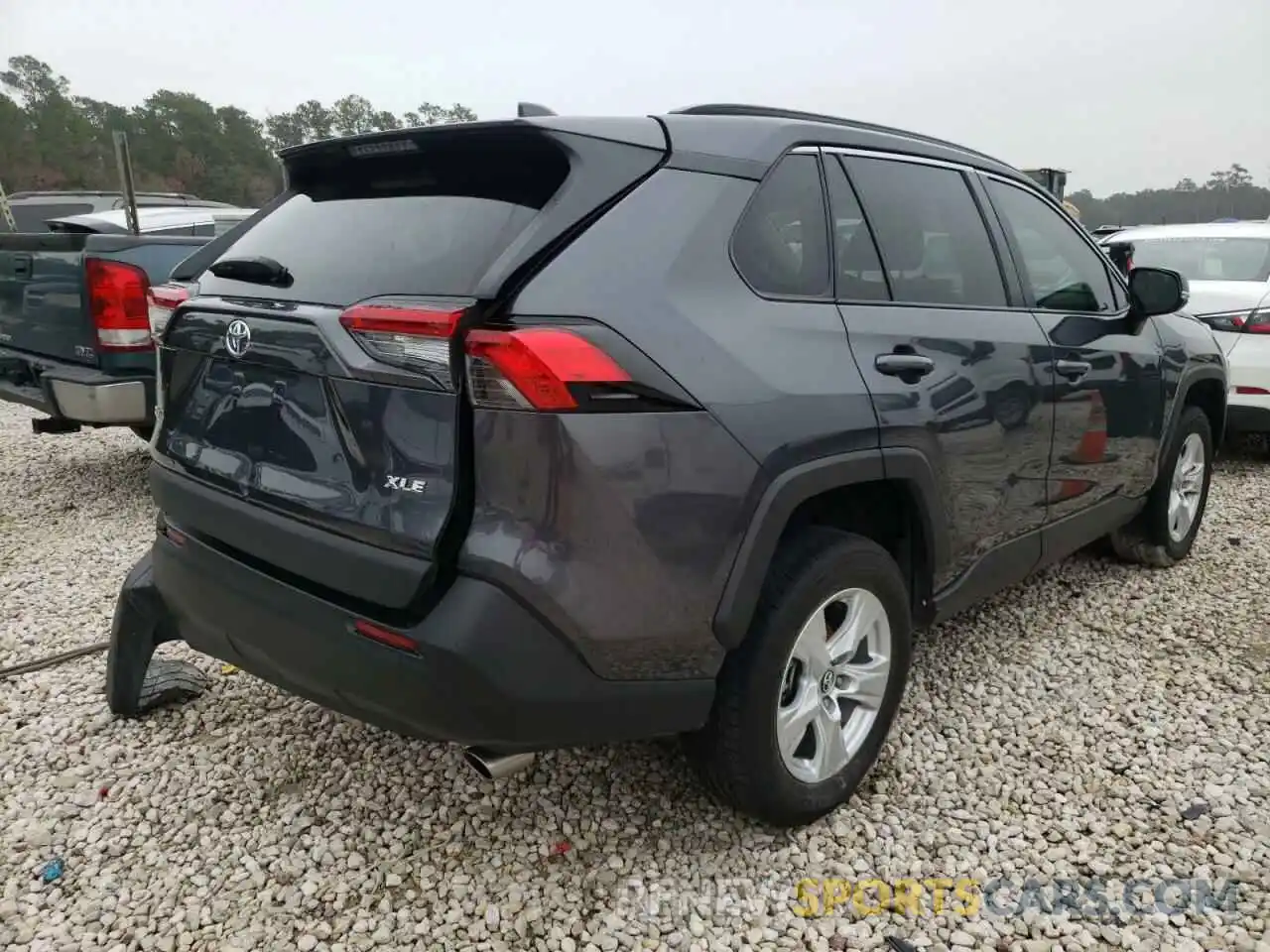 4 Photograph of a damaged car 2T3W1RFV9LW097973 TOYOTA RAV4 2020