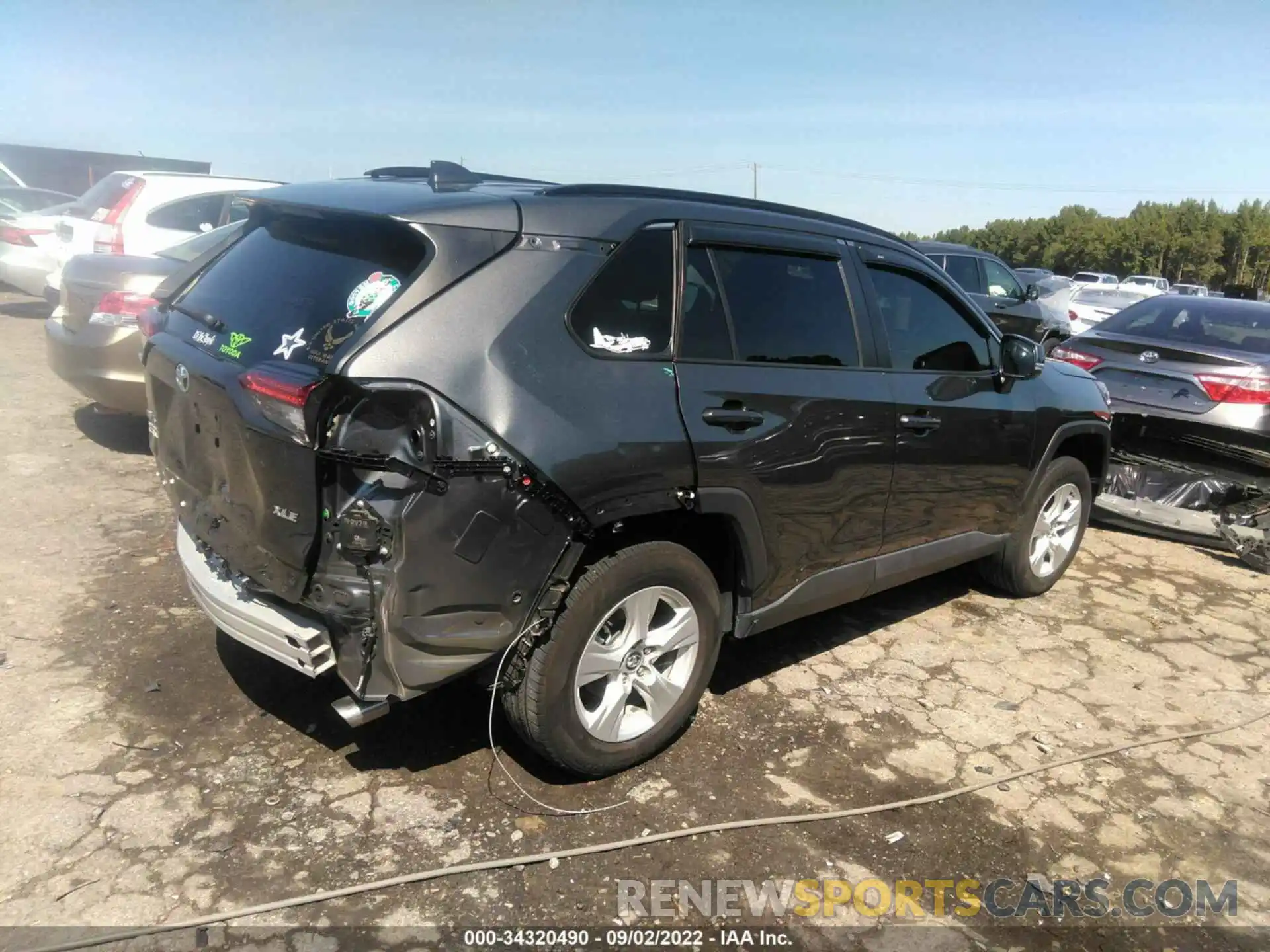 4 Фотография поврежденного автомобиля 2T3W1RFVXLC045947 TOYOTA RAV4 2020