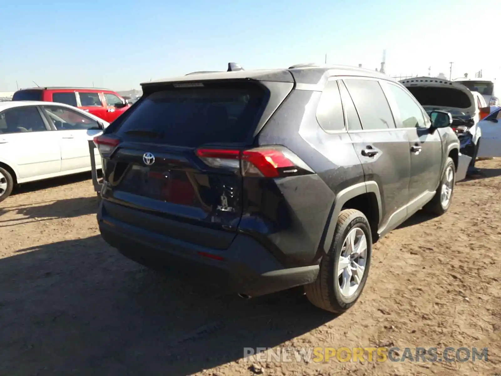 4 Photograph of a damaged car 2T3W1RFVXLC051540 TOYOTA RAV4 2020