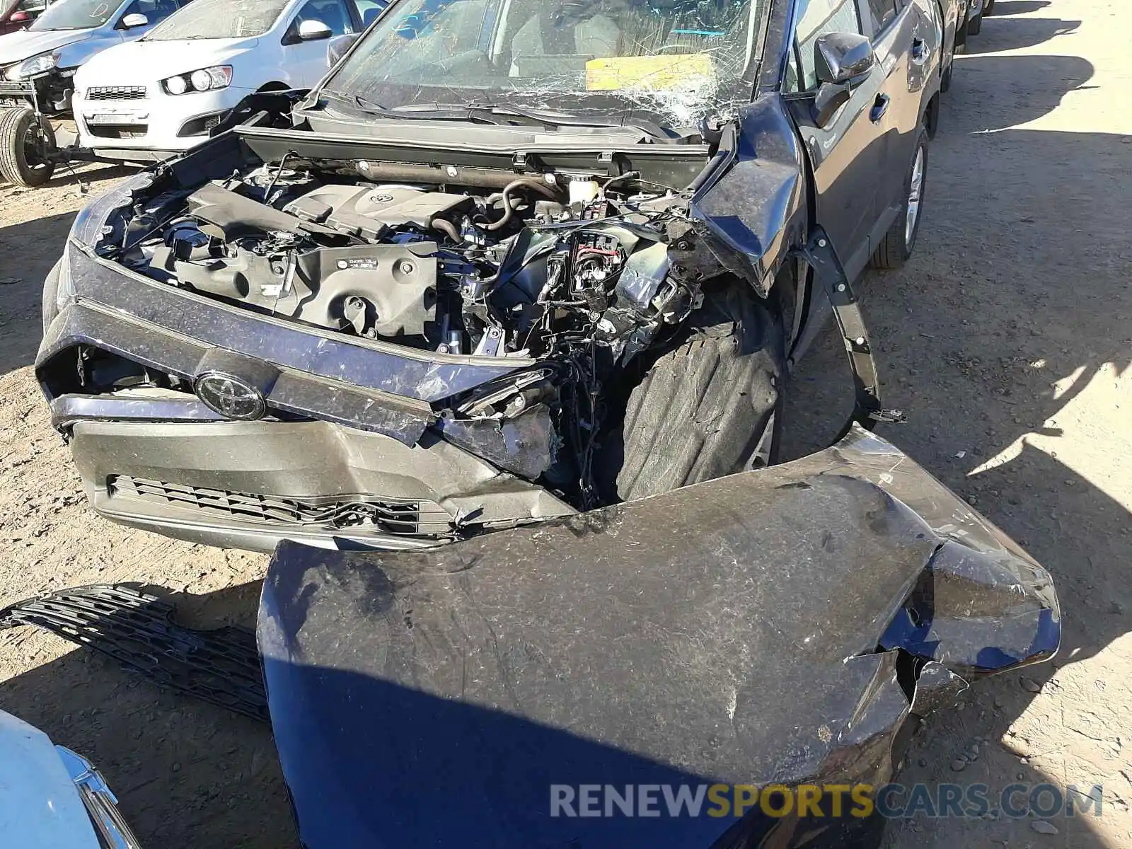 9 Photograph of a damaged car 2T3W1RFVXLC051540 TOYOTA RAV4 2020