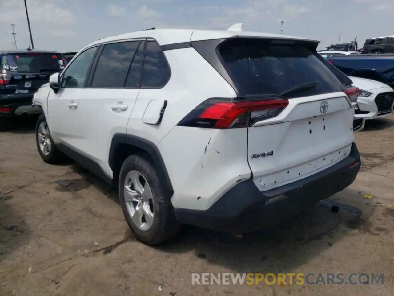 3 Photograph of a damaged car 2T3W1RFVXLC051635 TOYOTA RAV4 2020