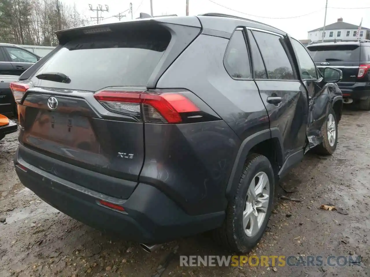 4 Photograph of a damaged car 2T3W1RFVXLC051814 TOYOTA RAV4 2020