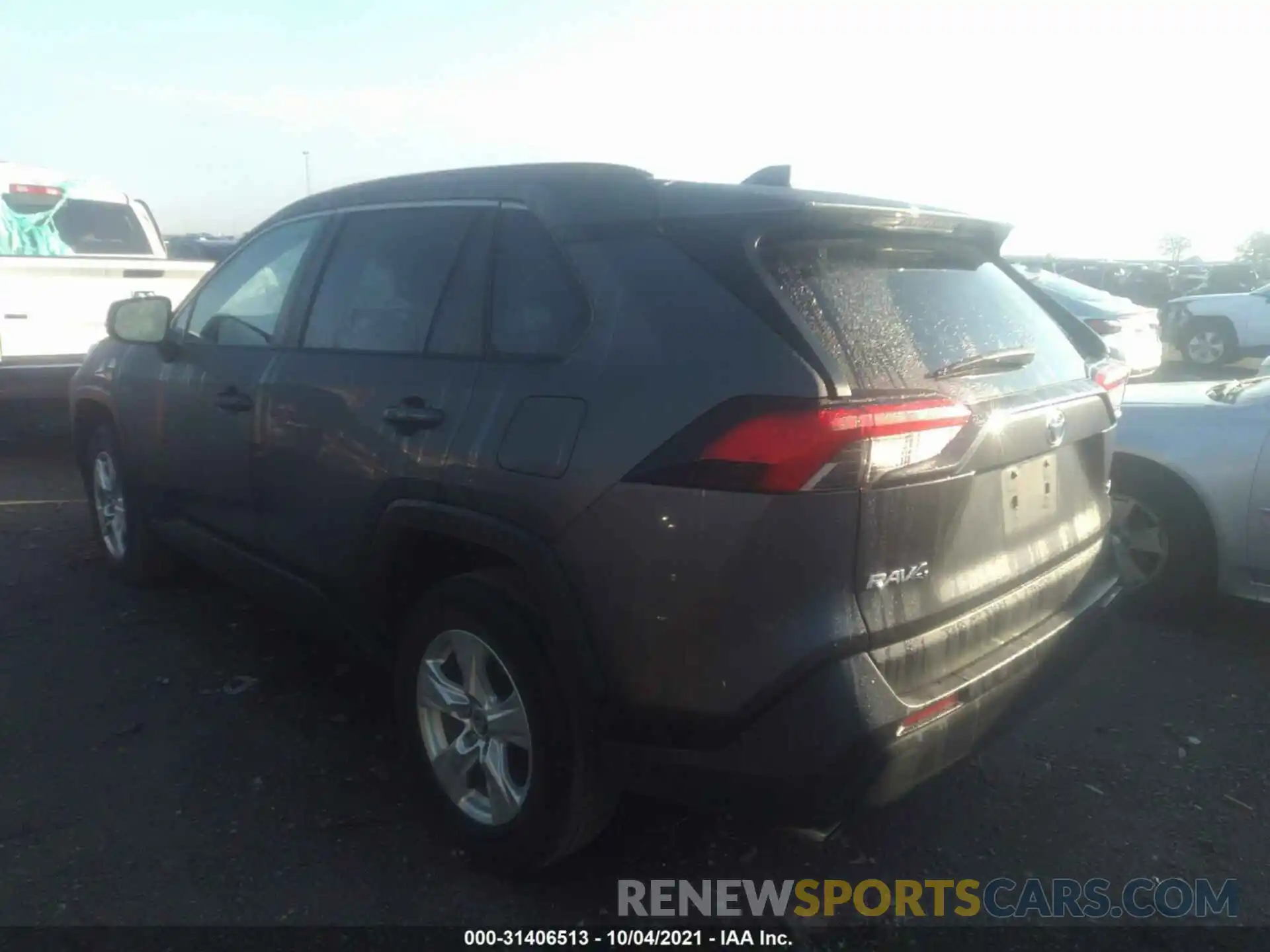 3 Photograph of a damaged car 2T3W1RFVXLC056995 TOYOTA RAV4 2020