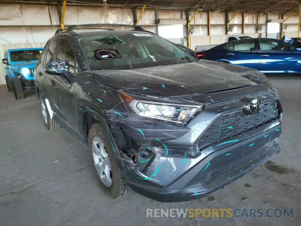 1 Photograph of a damaged car 2T3W1RFVXLC061887 TOYOTA RAV4 2020