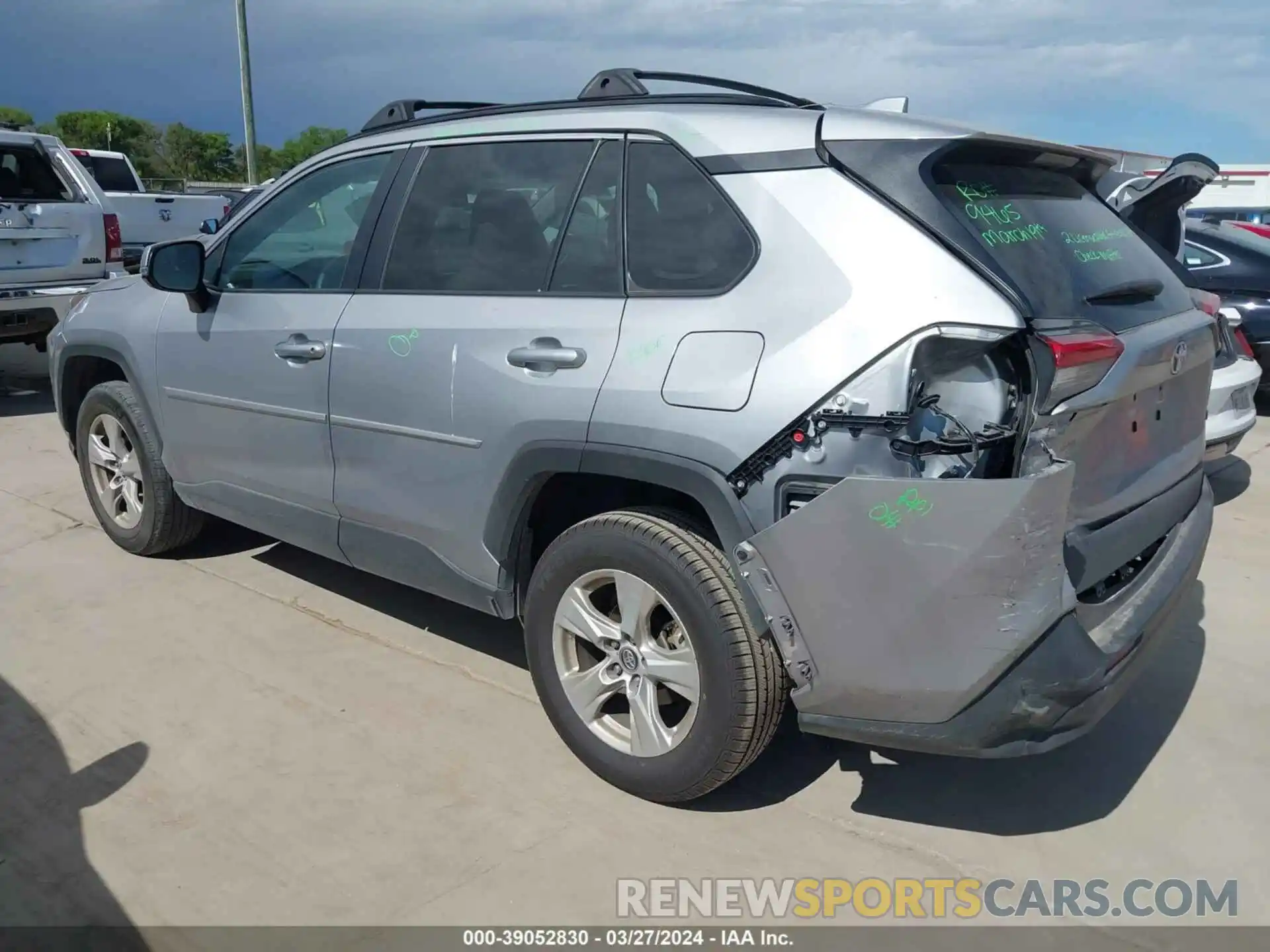 3 Photograph of a damaged car 2T3W1RFVXLC063543 TOYOTA RAV4 2020